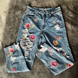 American eagle flower embroidered straight leg jeans
